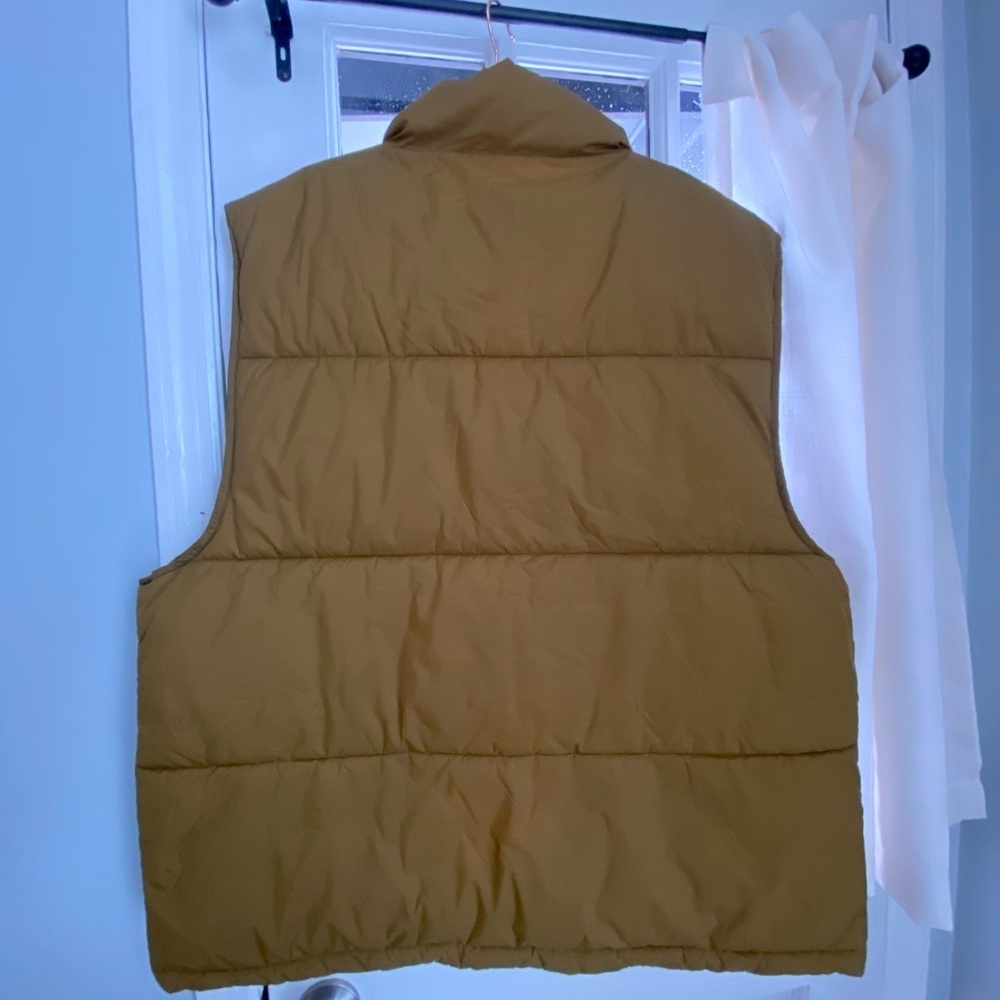 Aerie Camel Puffer Vest - Picture 7 of 8